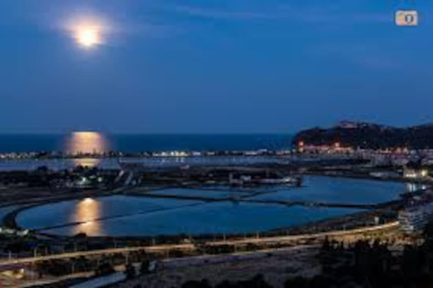 Cagliari On The Park .Mare E Storia! Apartment ภายนอก รูปภาพ